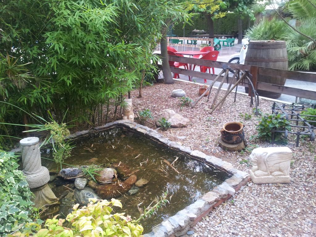 Hostal Braseria Tivissa Ngoại thất bức ảnh