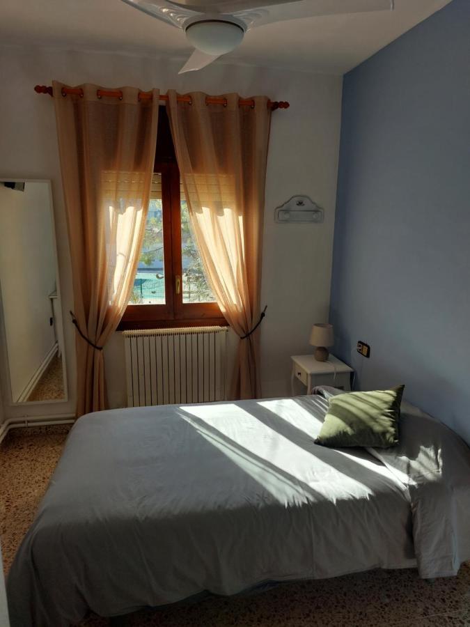 Hostal Braseria Tivissa Ngoại thất bức ảnh