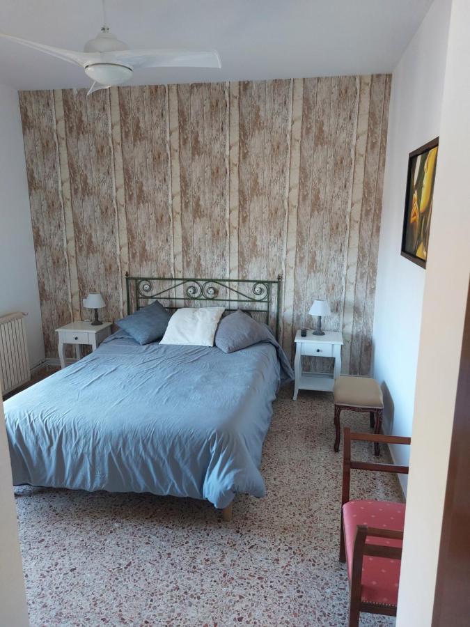 Hostal Braseria Tivissa Ngoại thất bức ảnh